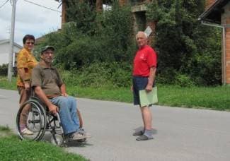 Život pored ruševina: U susjedstvu uhvatili lisice i zmije