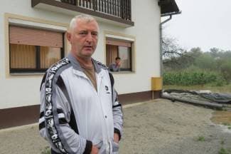 U Dervišagi kritično: ¨Dosta nam je svega, plivamo već četvrti put¨