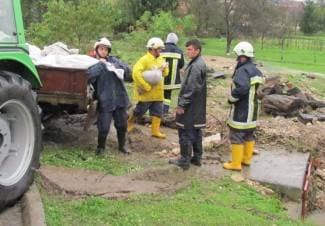 U Pakracu poplavljeno 25 kuća; u Lipiku preko 150 intervencija (foto)