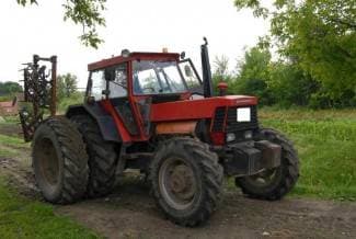 Nije pazio: Muškarca (58) pregazio njegov vlastiti traktor
