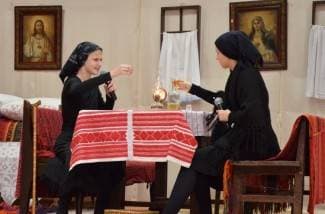 Kutjevački učenici prikazali kako se nekad slavio Božić u njihovom kraju (foto)