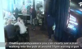 Najgori pokušaj pljačke: Iz lokala ga istjerali gosti (video)