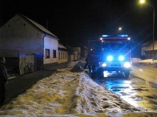 Gorjelo krovište dvorišne zgrade u Arslanovcima