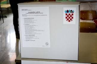 Gradište: Muškarac (80) preminuo tijekom glasovanja