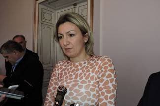 Natječaji kasne: ¨Tražimo novi izvor novca za uređenje zgrade srednje škole¨