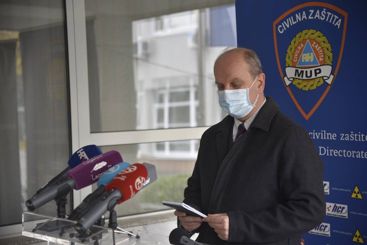 SB Online | BRODSKI DOKTORI ISPISALI POVIJEST: Pohvalili ih doktori iz KBC-a Osijek