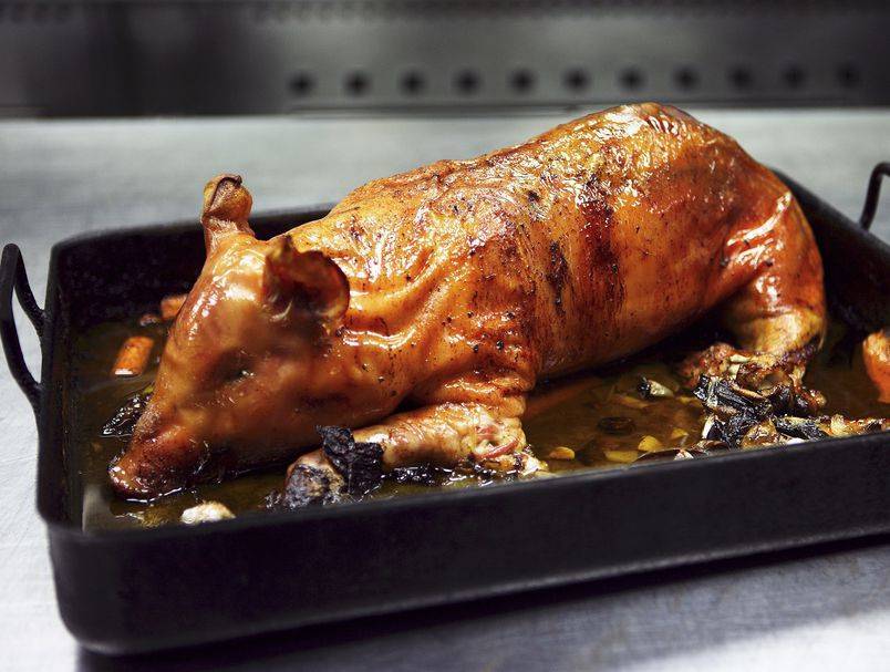 SB Online | Savršeno pečeni odojak: 5 savjeta za mekano meso i najhrskaviju koricu