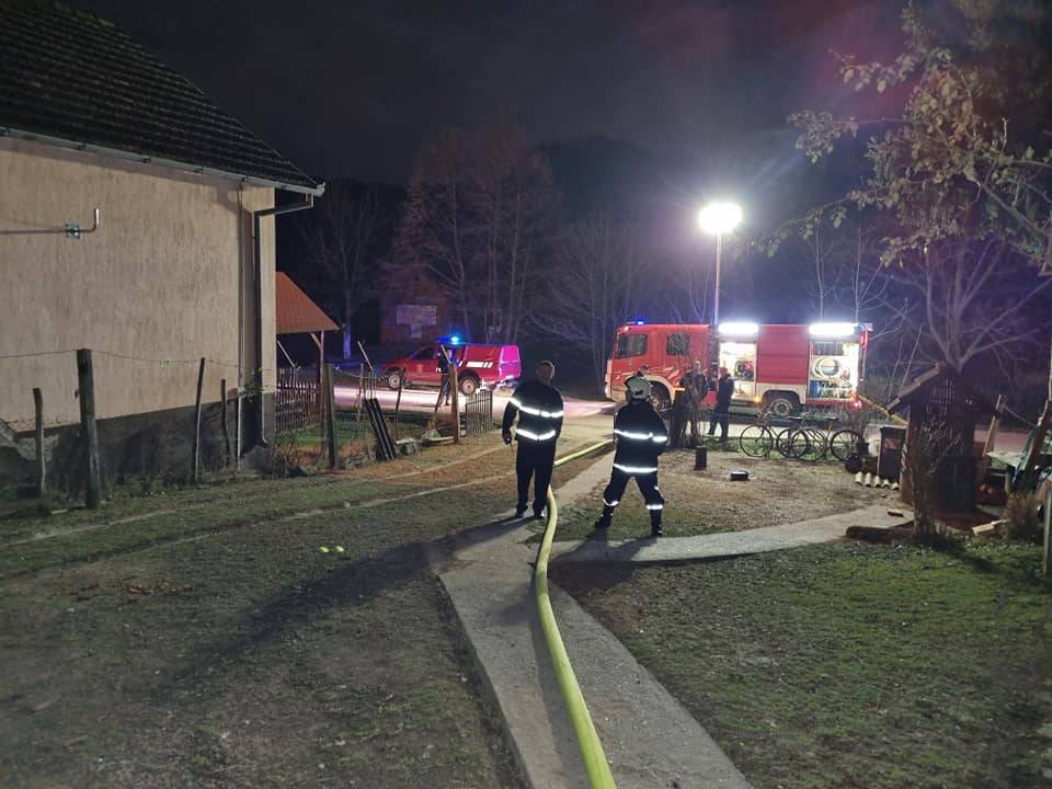 SB Online | Sinoć izbio požar, na terenu bilo 11 vatrogasaca