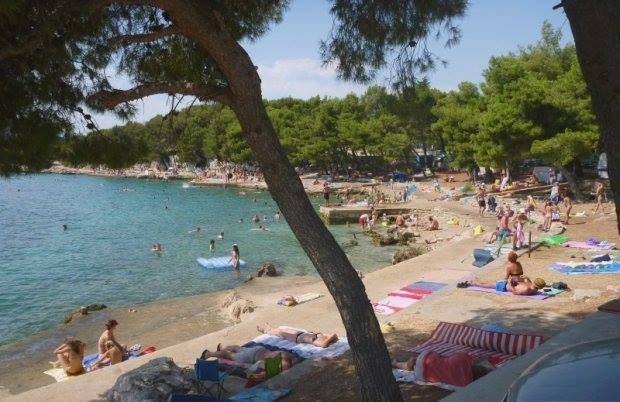 SB Online | Izgleda da u Hrvatskoj ovog ljeta neće biti masovnog turizma, najbolje će proći odredišta dostupna - automobilom