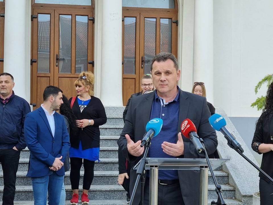 SB Online | Valenta u Slavonskom Brodu najavio koaliciju s HDZ-om. Osobne ambicije ispred stranke