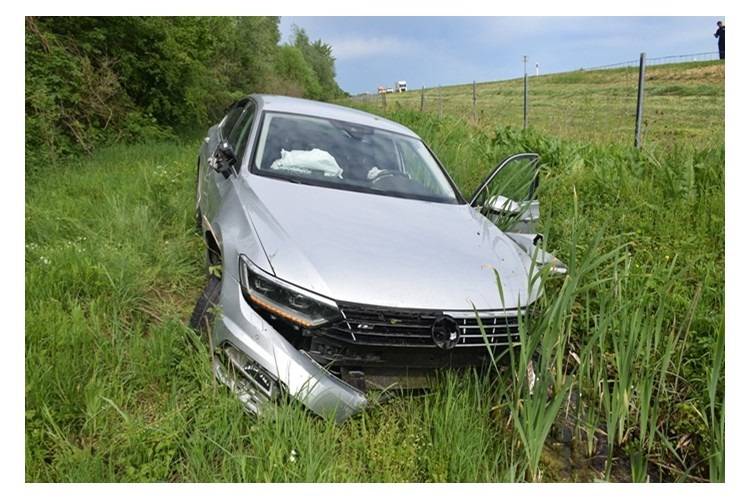 SB Online | U prometnoj nesreći teško ozlijeđen vozač 