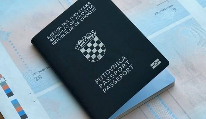 SB Online | Ukidaju se biljezi za putovnicu i vozačku dozvolu