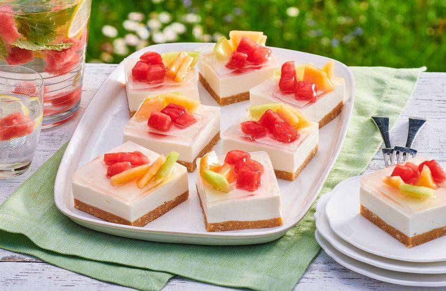 SB Online | Cheesecake s lubenicom i dinjom: Recept za božanstveno lagani kolač koji se topi u ustima