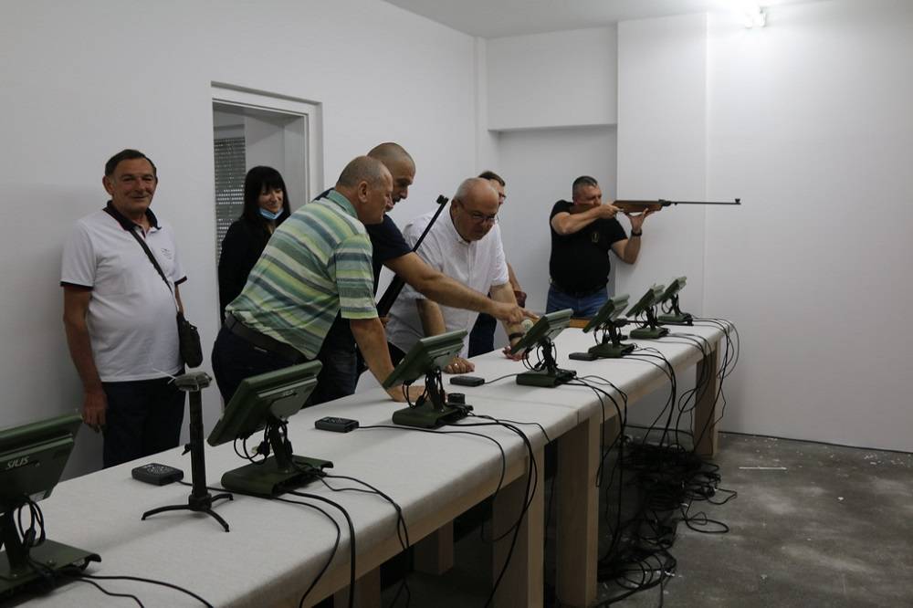 SB Online | Nakon više od 20 godina ponovno otvorena streljana u Slavonskom Brodu