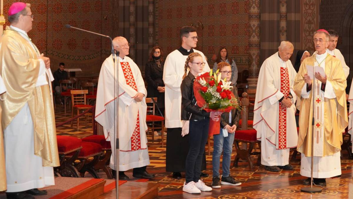 SB Online | Proslavljena 20. obljetnica biskupskog ređenja nadbiskupa Hranića