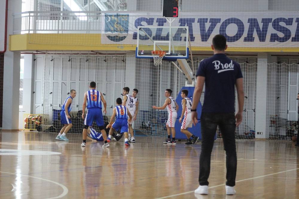 SB Online | Sutra košarkaška poslastica u Slavonskom Brodu