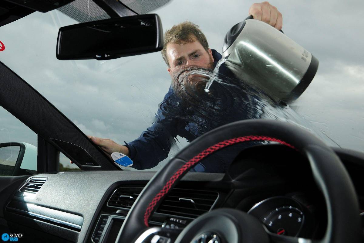 SB Online | Zamrznuta stakla na vozilima nikako ne polijevajte mlakom ili vrućom vodom