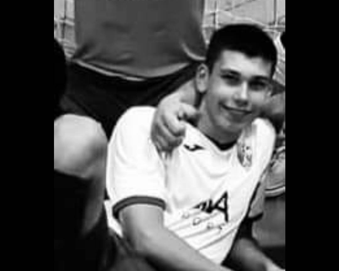 SB Online | SLAVONSKI NOGOMET ZAVIJEN U CRNO: Tragično preminuo 19-godišnji nogometaš Ivan Sadrić