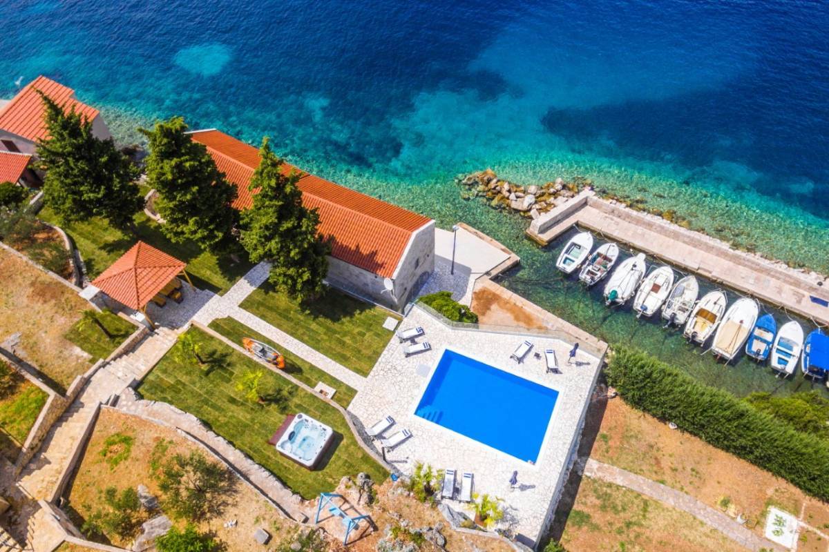 SB Online | Traže se osobe koje će testirati sadržaje luksuzne vile na Korčuli
