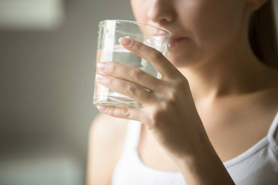 SB Online | Kako pijenje vode pomaže u skidanju kilograma?
