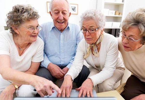 SB Online | Na račune umirovljenika stižu uvećane mirovine, evo kad je isplata