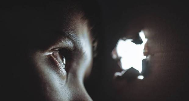 SB Online | Pornografija u Sl. Brodu? Ispitan muškarac 