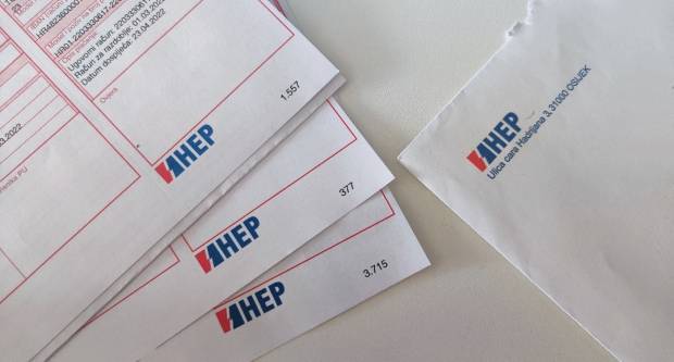 SB Online | POBIJEDA NA SUDU: ʺGrađani nisu dužni plaćati akontaciju strujeʺ