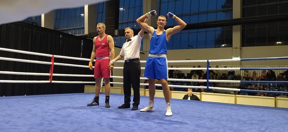 SB Online | Brodski boksački reprezentativac Ivan Jukičić ( boksački klub Brod) osvojio srebro na međunarodnom turniru ʺTrofej Sarajevaʺ