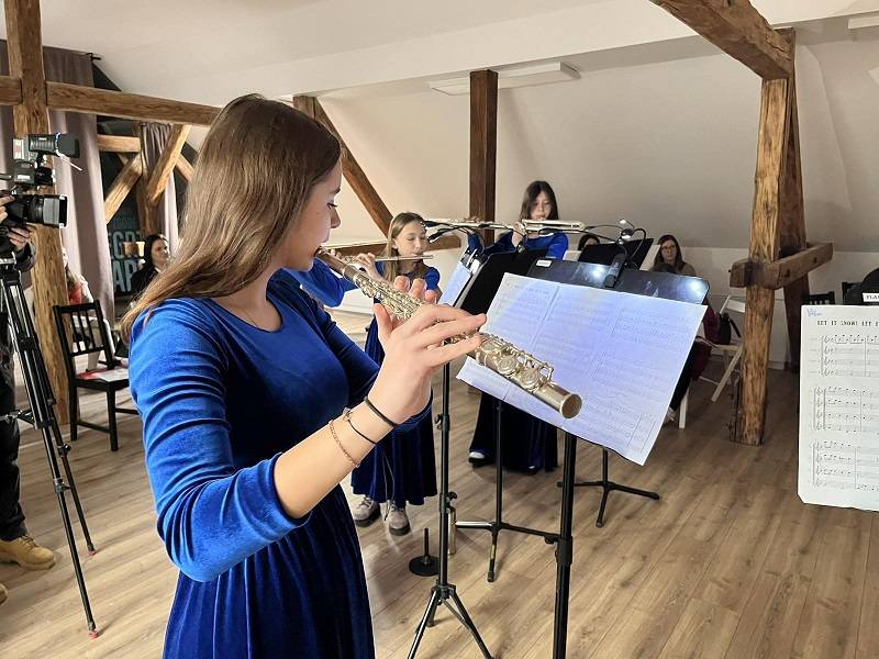 SB Online | Ansambl flauta održao koncert u Kući Brlić