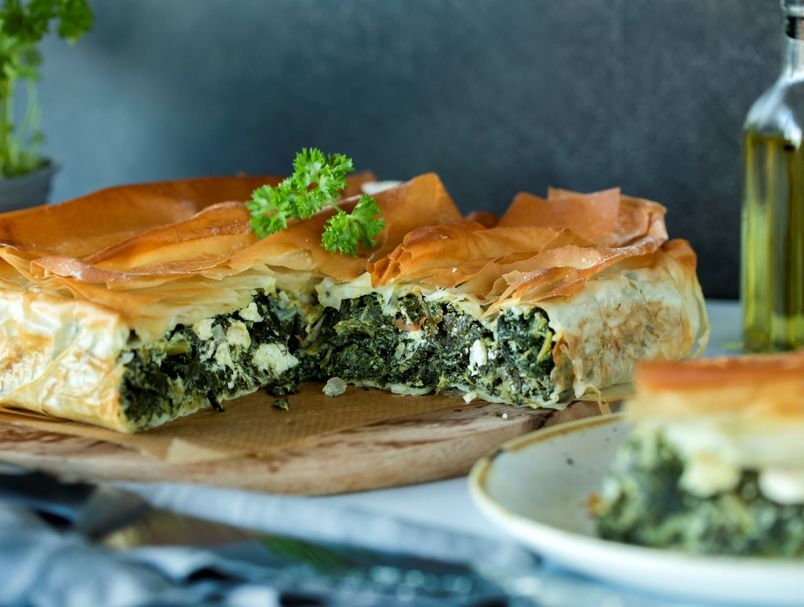 SB Online | Grčki hit: Pita sa špinatom i feta sirom koja se jede u svako doba dana