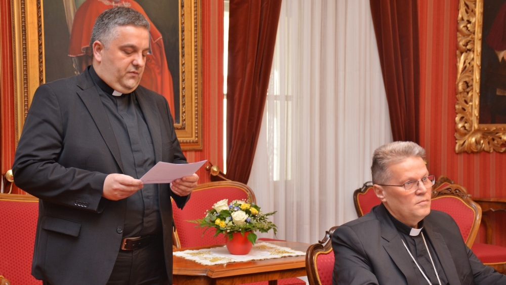 SB Online | Oštra reakcija Vatikana prema našem nadbiskupu, prijeti mu i otpust?