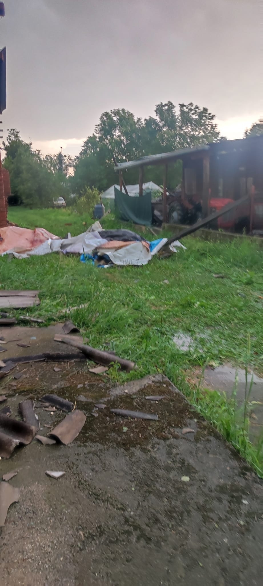 Dan kad je nebo potamnilo, a priroda pokazala svoju snagu: Dvije godine od katastrofalnog nevremena koje je pogodilo požeški i pleternički kraj