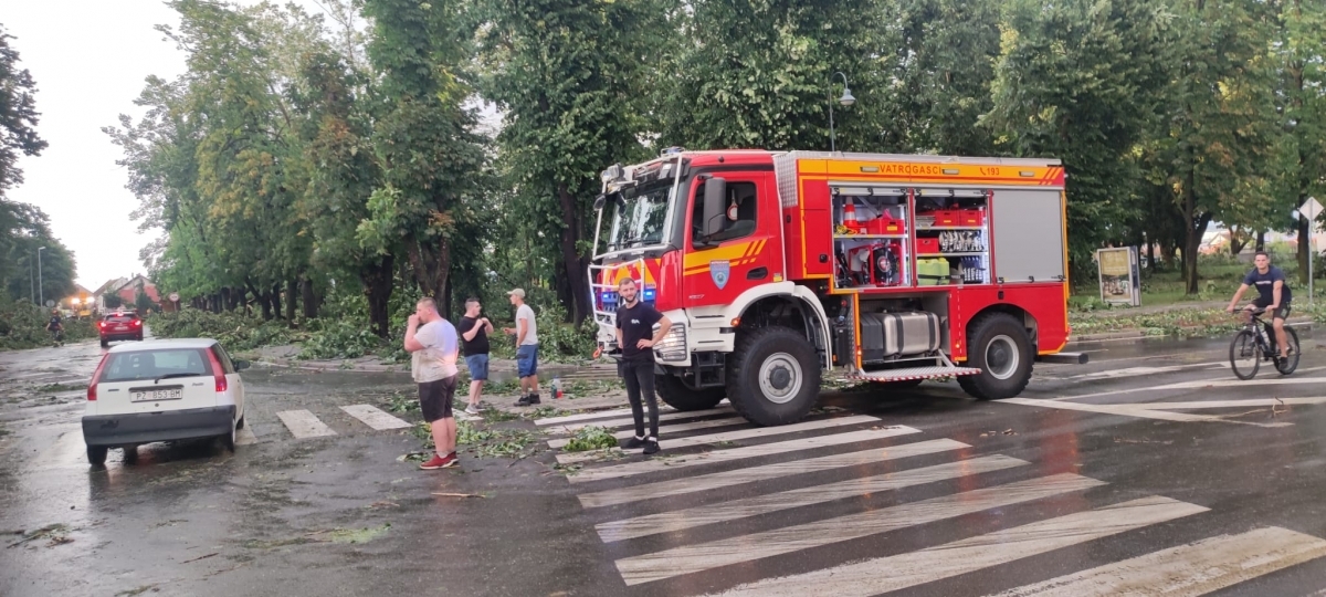 Dan kad je nebo potamnilo, a priroda pokazala svoju snagu: Dvije godine od katastrofalnog nevremena koje je pogodilo požeški i pleternički kraj