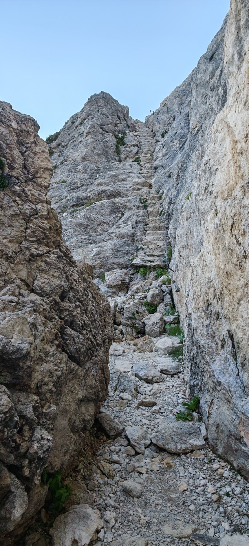 HPD Gojzerica uspješno osvojila Triglav – među njima i 11-godišnja planinarka Petra!