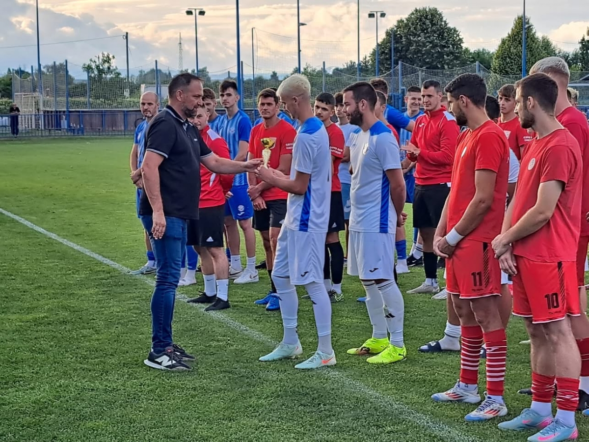 Odigran nogometni turnir u spomen na sedmoricu poginulih hrvatskih branitelja iz Vidovaca i Dervišage