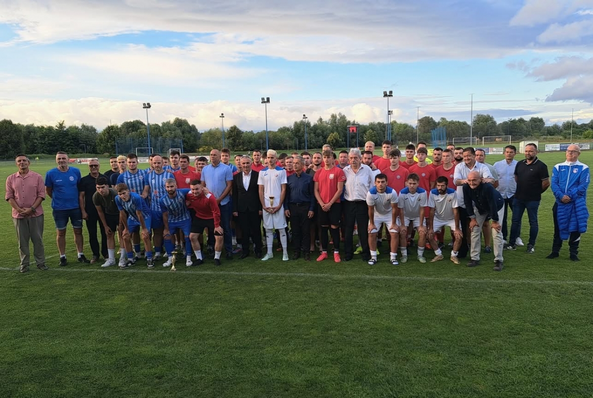 Odigran nogometni turnir u spomen na sedmoricu poginulih hrvatskih branitelja iz Vidovaca i Dervišage