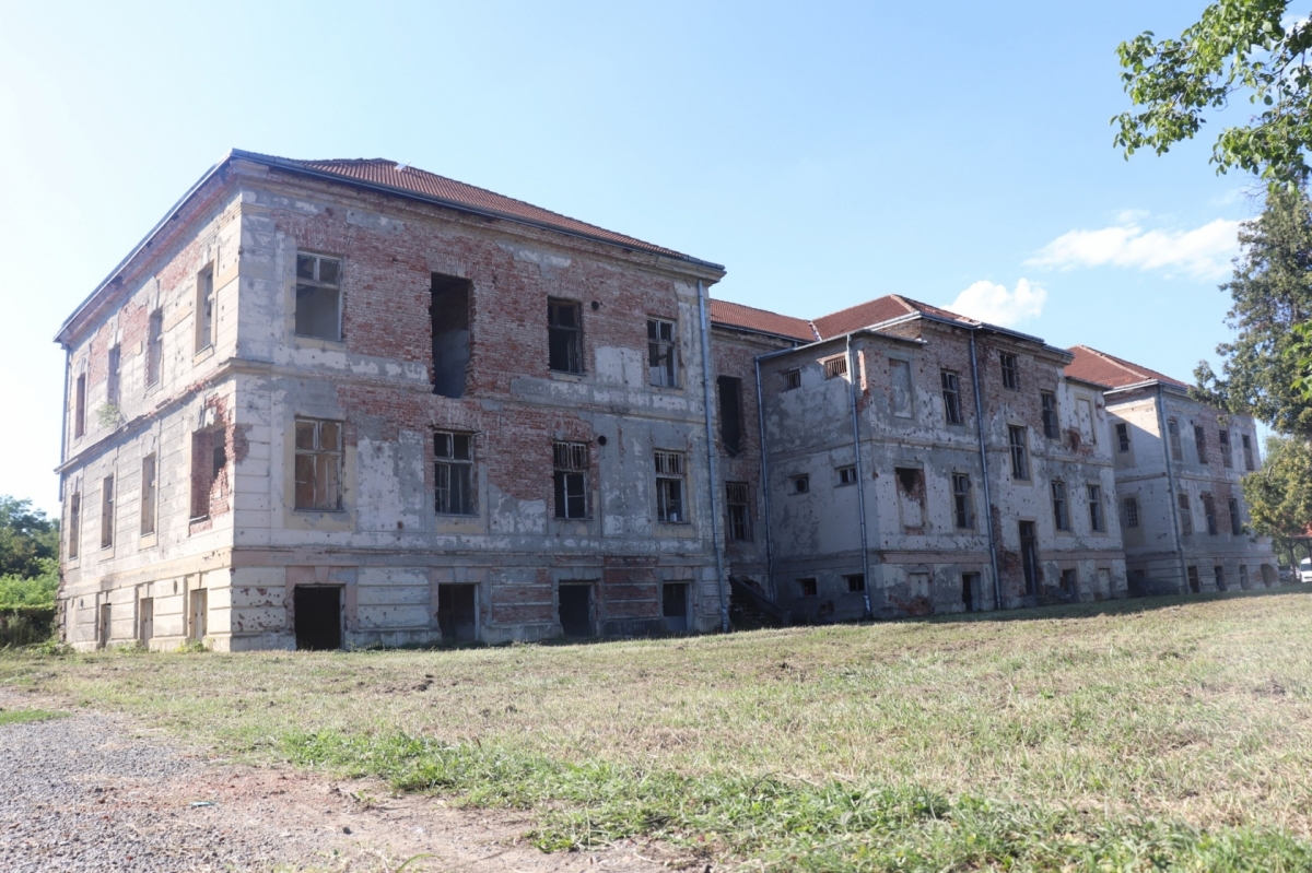 U Pakracu potpisan ugovor za rekonstrukciju prvog Braniteljskog centra trajne skrbi u Hrvatskoj