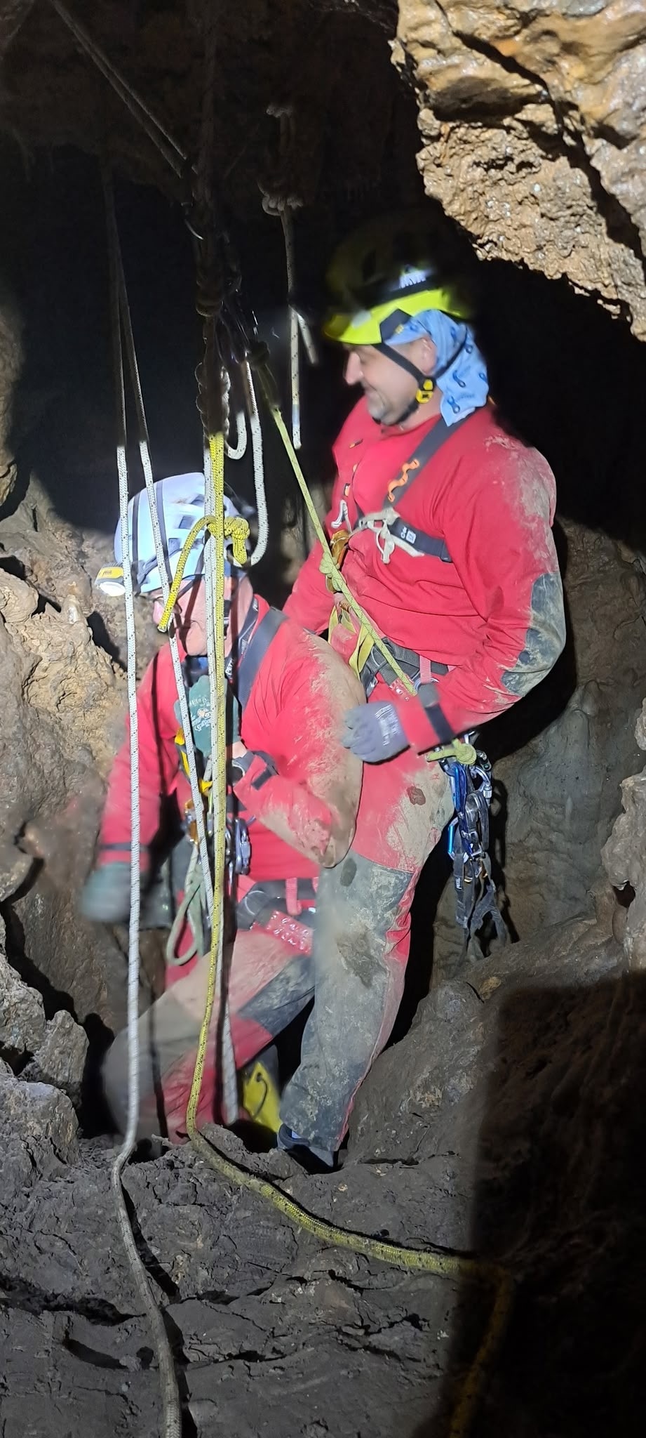 Speleo vježba HGSS Stanice Požega na Papuku