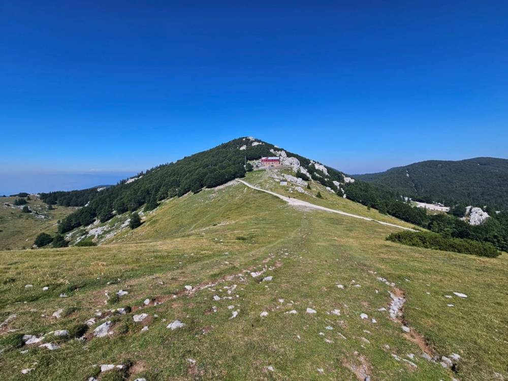 Kutjevački planinari nastavili avanture od Velebita do švicarskih Alpa