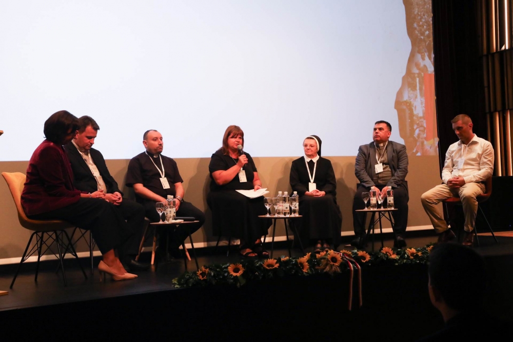 Održan znanstveni kolokvij o 70 godina devetnice Gospi od Suza i 20 godina Svetišta u Pleternici