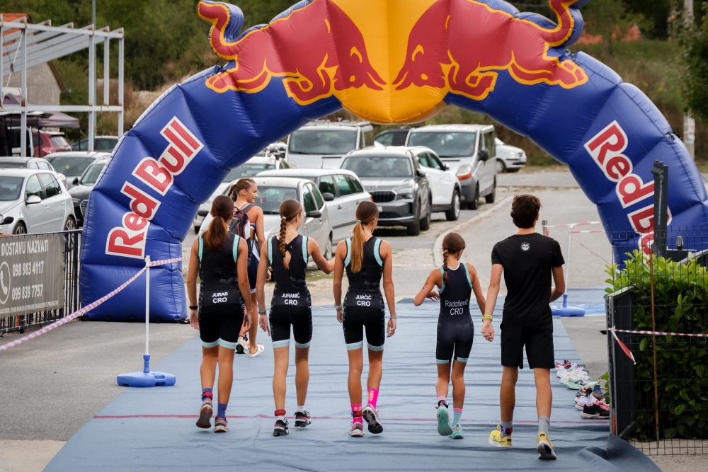 Akvatlon prvenstvo države u Velikoj okupilo 170 sudionika