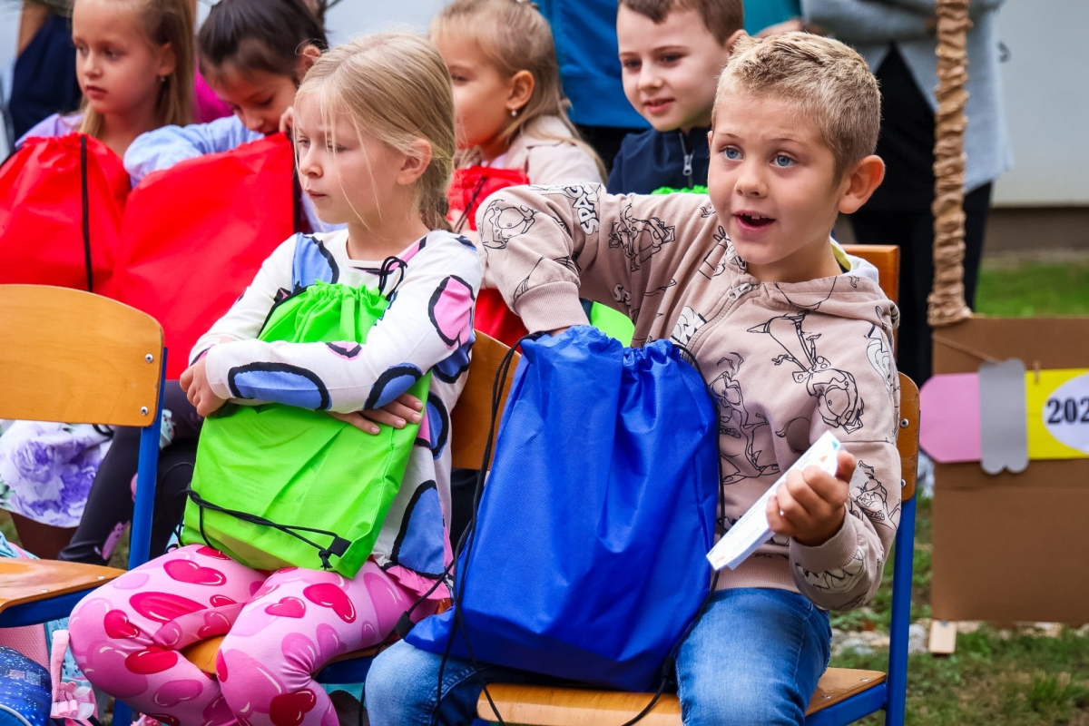 Prvi dan škole u Požeško-slavonskoj županiji: 590 prvašića započelo novo životno poglavlje