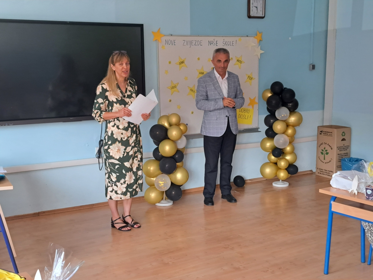 Gradonačelnik Miličević i njegova zamjenica Martinek obišli požeške gradske škole