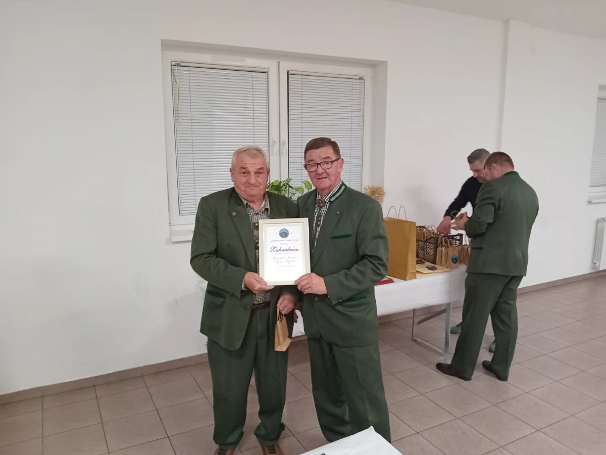 Lovci veličkog Lapjaka proslavili devet desetljeća svog društva