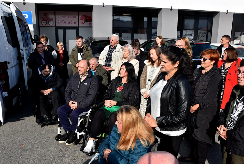 Simbol solidarnosti – novo vozilo Udruge OSI mijenja svakodnevicu osoba s invaliditetom