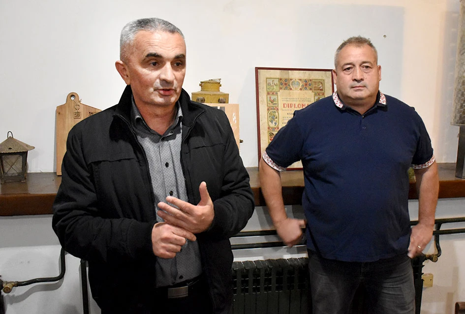 Rahela i Gordana vinske kume požeški vinara