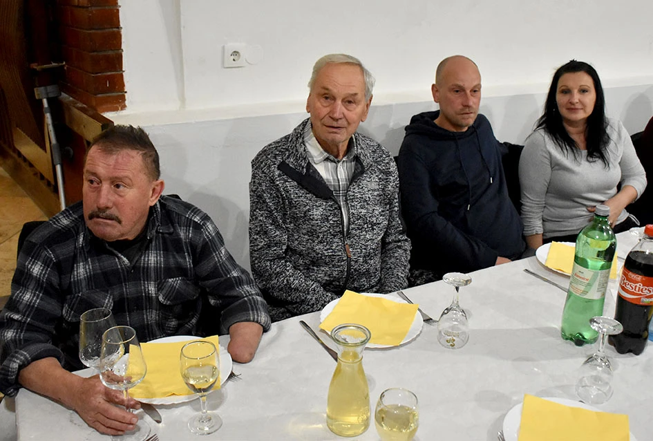 Rahela i Gordana vinske kume požeški vinara