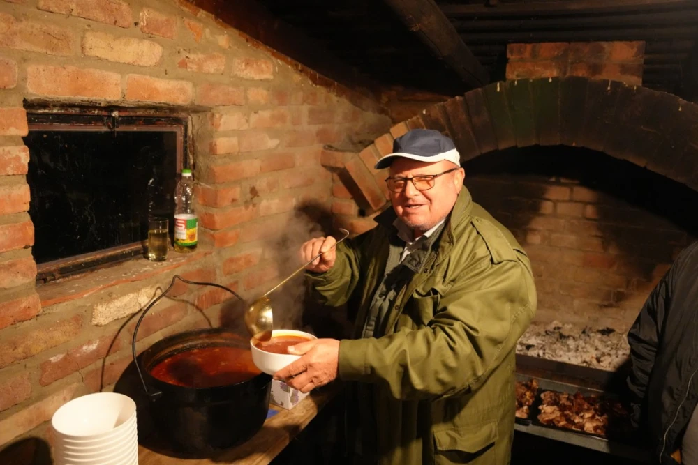 Hrnjevački vinogradari proslavili završetak berbe – vino, prijateljstvo i slavonska duša