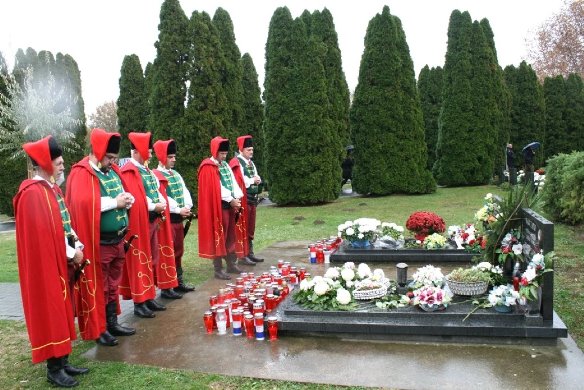 Postrojba Trenkovi panduri u posjetu Vukovaru