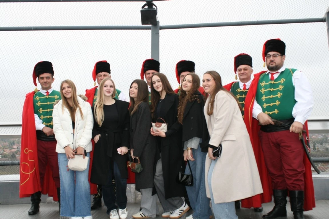 Postrojba Trenkovi panduri u posjetu Vukovaru